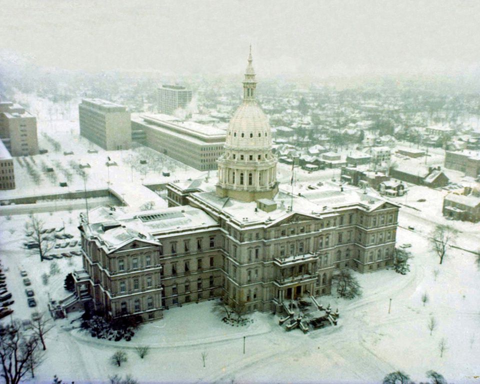free photos, Capitol in snow