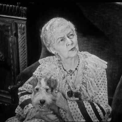 Miss Skippy; famous dog in movie, Midnight Alibi