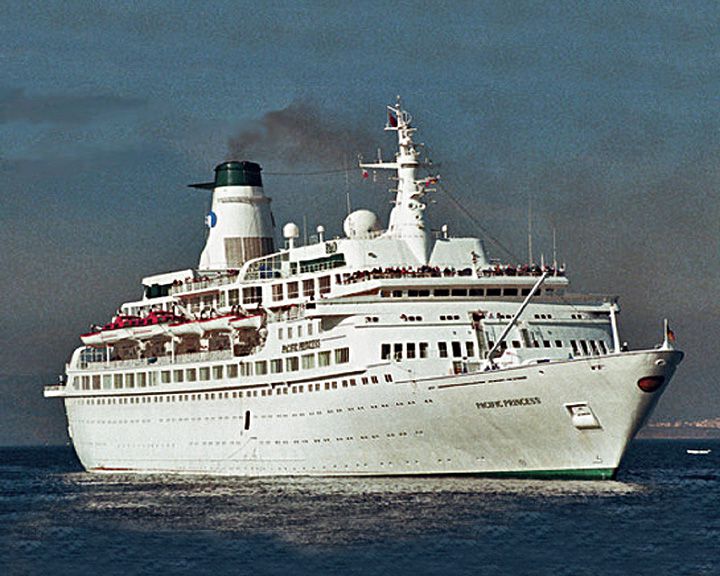 Pacific Princess, famous ships