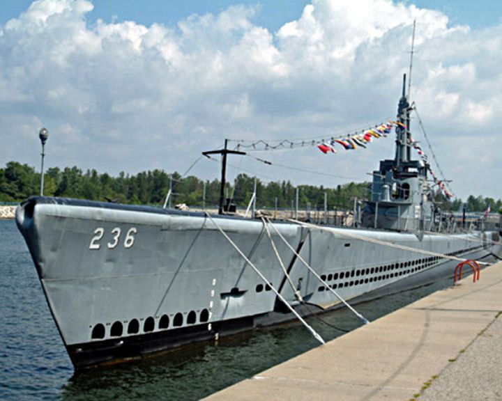 Silversides, USS, famous ships