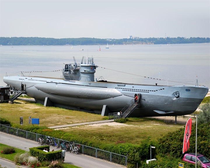 U-995, famous ships